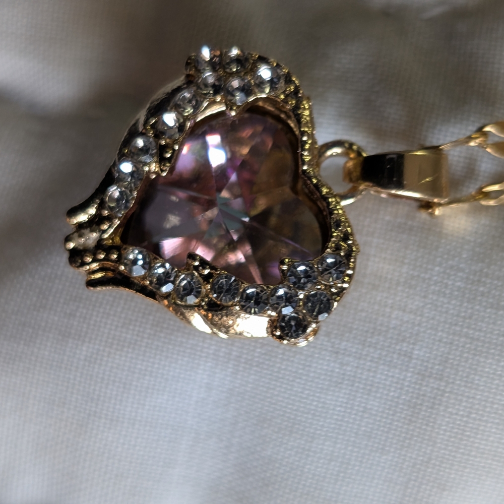 Four Golden Heart Pendant Necklaces  with ALEXANDRITE colored Stones 17"-19" - Picture 9 of 13